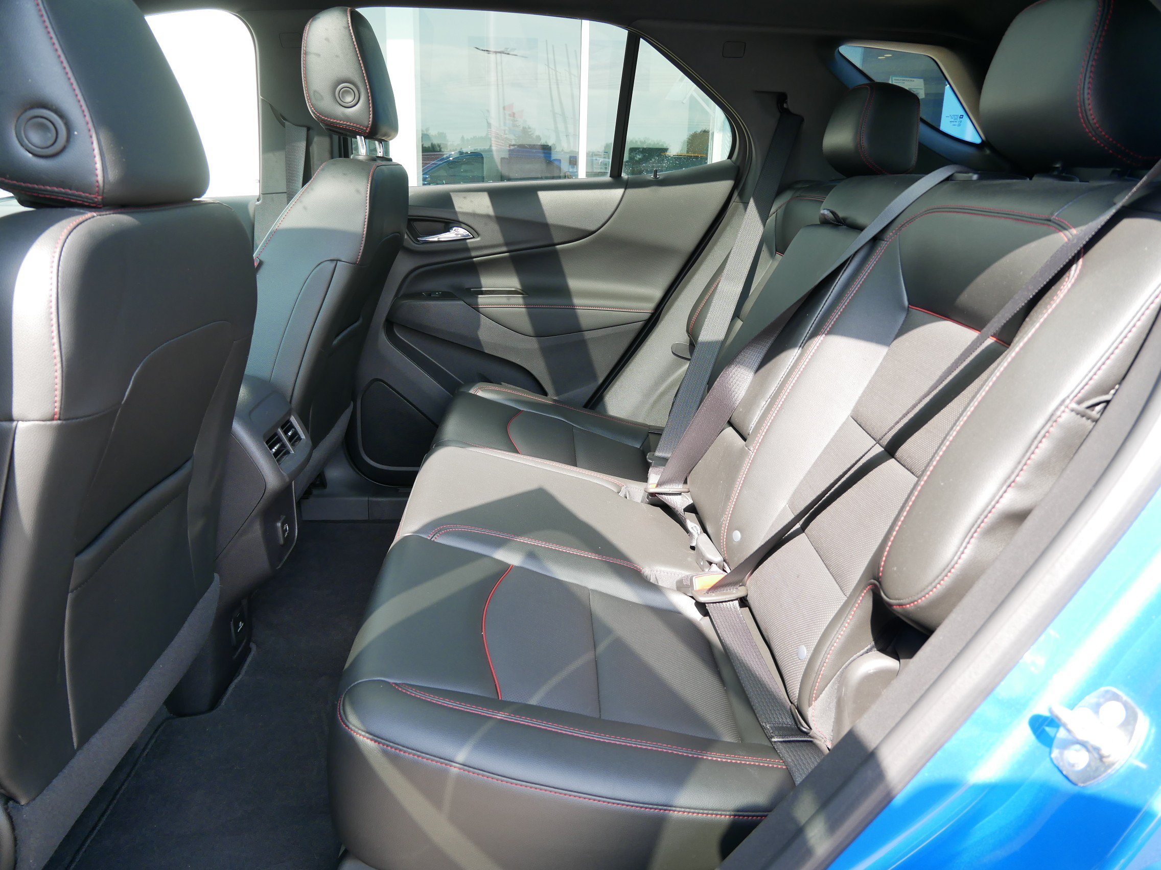 Certified 2024 Chevrolet Equinox RS w/ RS Leather Package AWD/4WD image 9