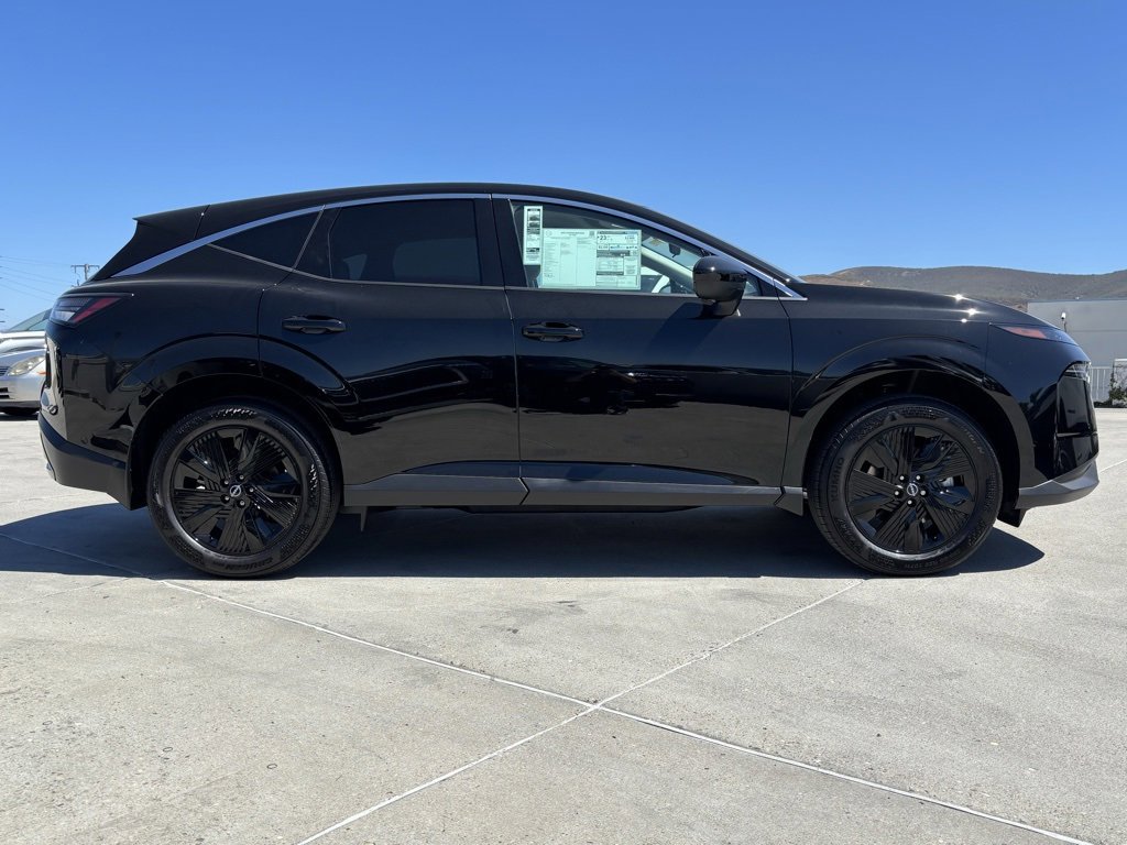 New 2025 Nissan Murano SV image 2