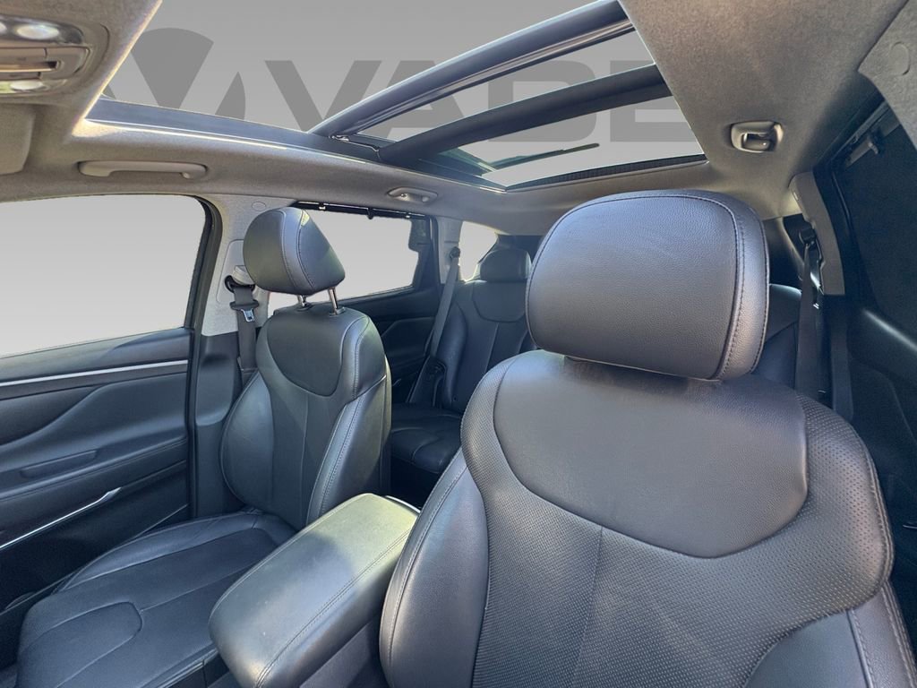 Used 2019 Hyundai Santa Fe Limited image 7