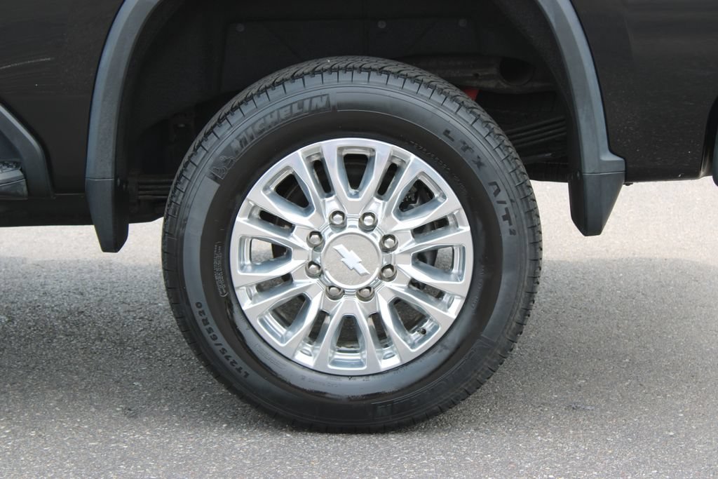 Used 2020 Chevrolet Silverado 2500 High Country w/ Z71 Off-Road Package AWD/4WD image 22