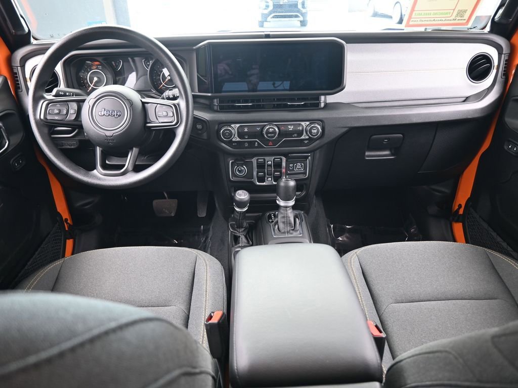 Used 2025 Jeep Wrangler Sport image 36