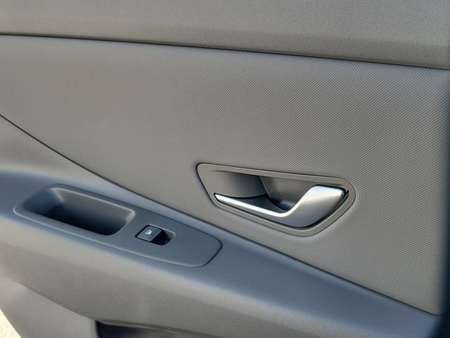 New 2026 Hyundai Elantra Sport FWD image 23
