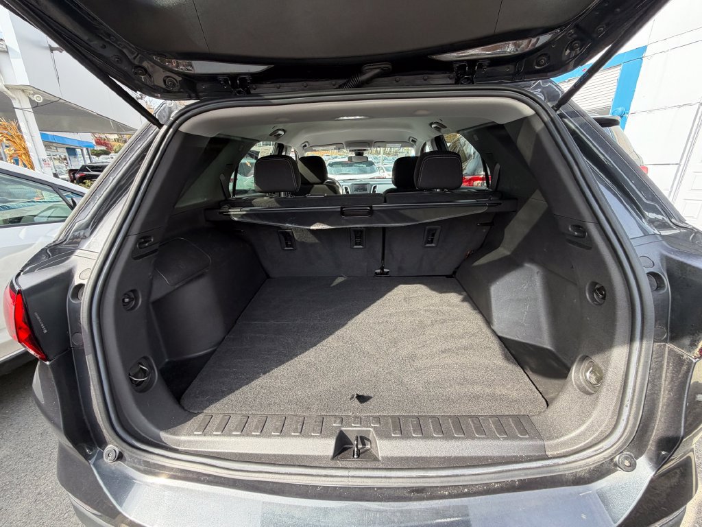 Used 2022 Chevrolet Equinox LS w/ LS Convenience Package AWD/4WD image 11