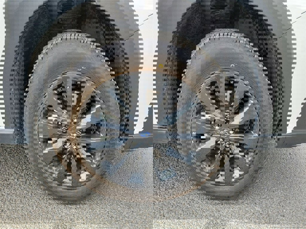 Used 2023 Subaru Outback Onyx Edition image 11