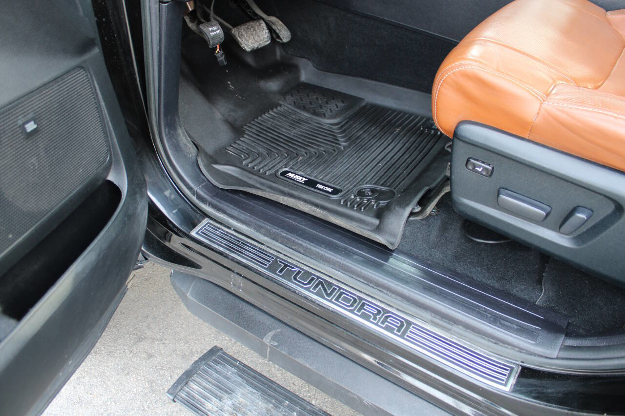 Used 2017 Toyota Tundra 1794 Edition image 21