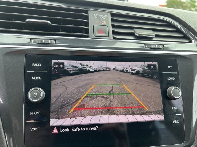 Used 2022 Volkswagen Tiguan SE FWD image 22