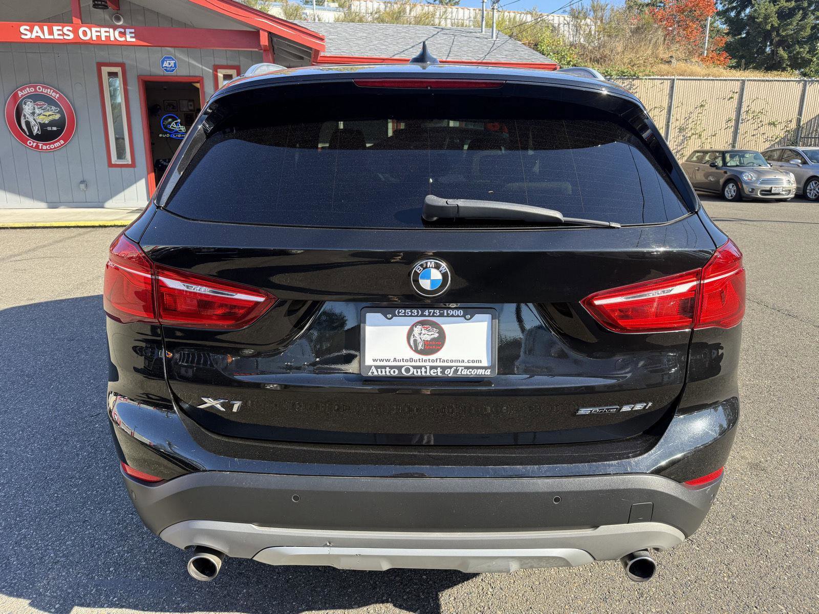 Used 2018 BMW X1 sDrive28i w/ Convenience Package image 10