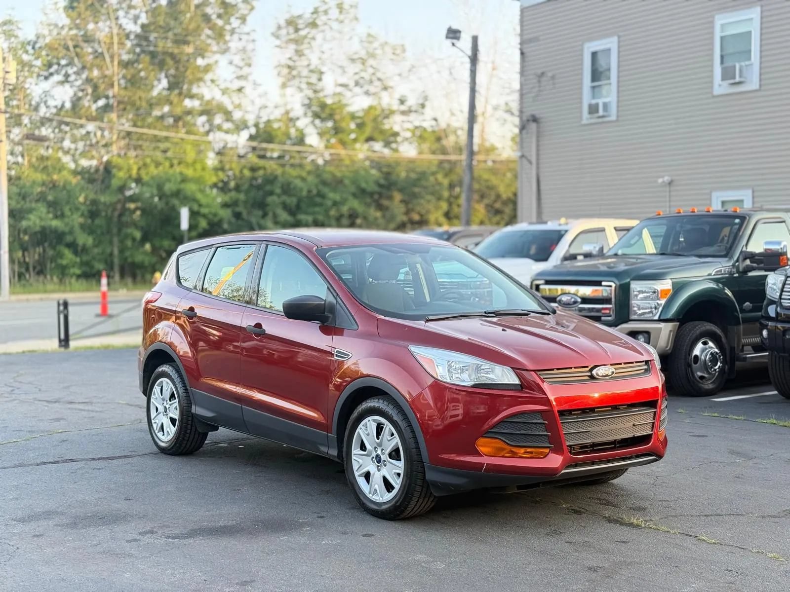 Used 2015 Ford Escape S FWD image 3