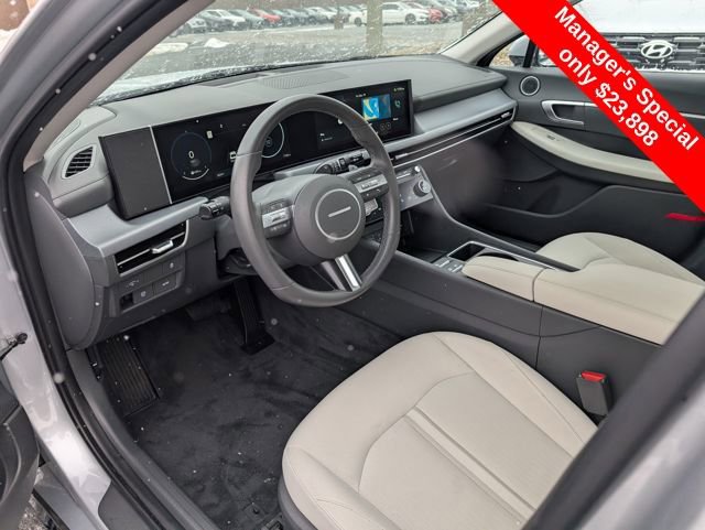 Certified 2024 Hyundai Sonata SEL w/ Convenience Package image 12