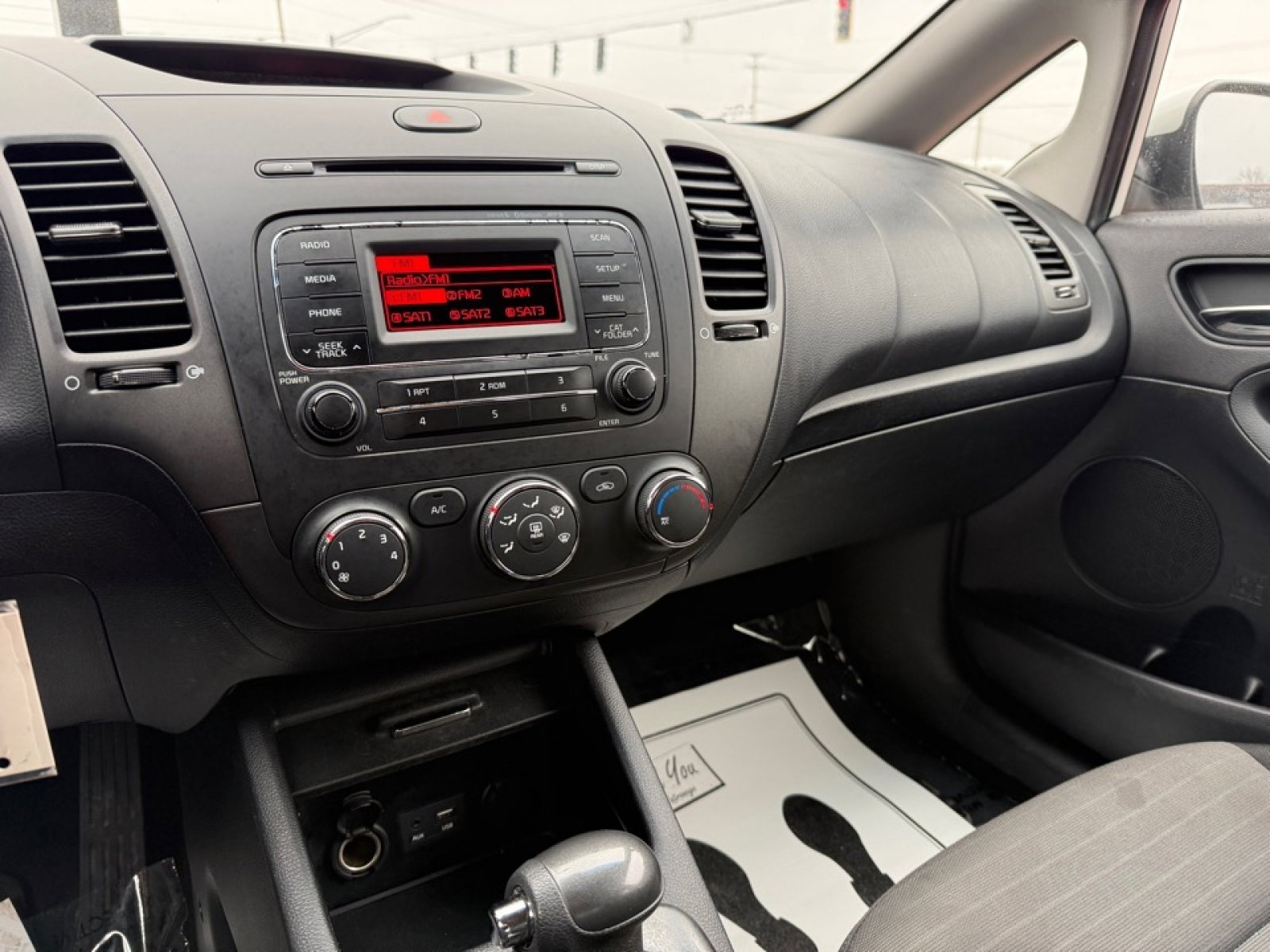 Used 2016 Kia Forte LX image 27