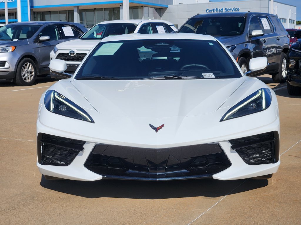 Used 2026 Chevrolet Corvette Stingray Coupe RWD image 2