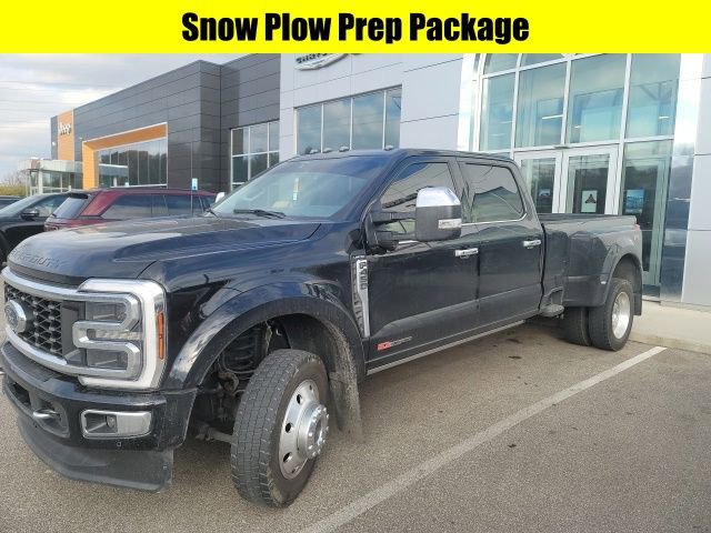 Used 2024 Ford F450 Limited w/ FX4 Off-Road Package image 4