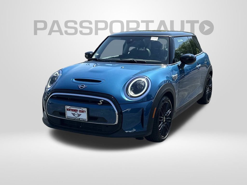 Used 2024 MINI Cooper SE FWD image 1