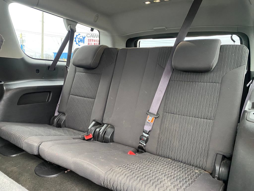 Used 2016 GMC Yukon XL SLE w/ Convenience Package image 16