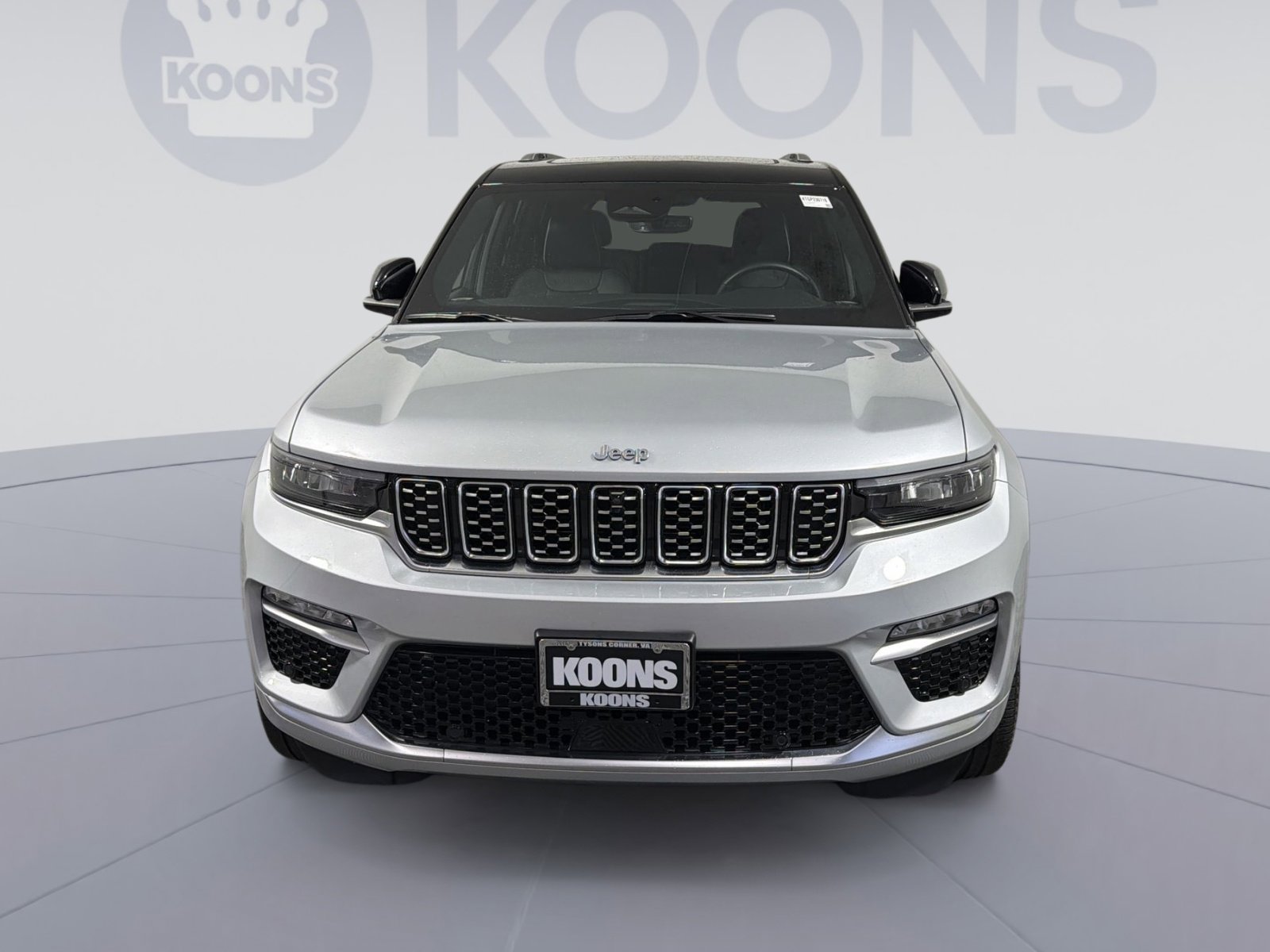 Used 2023 Jeep Grand Cherokee Summit image 11