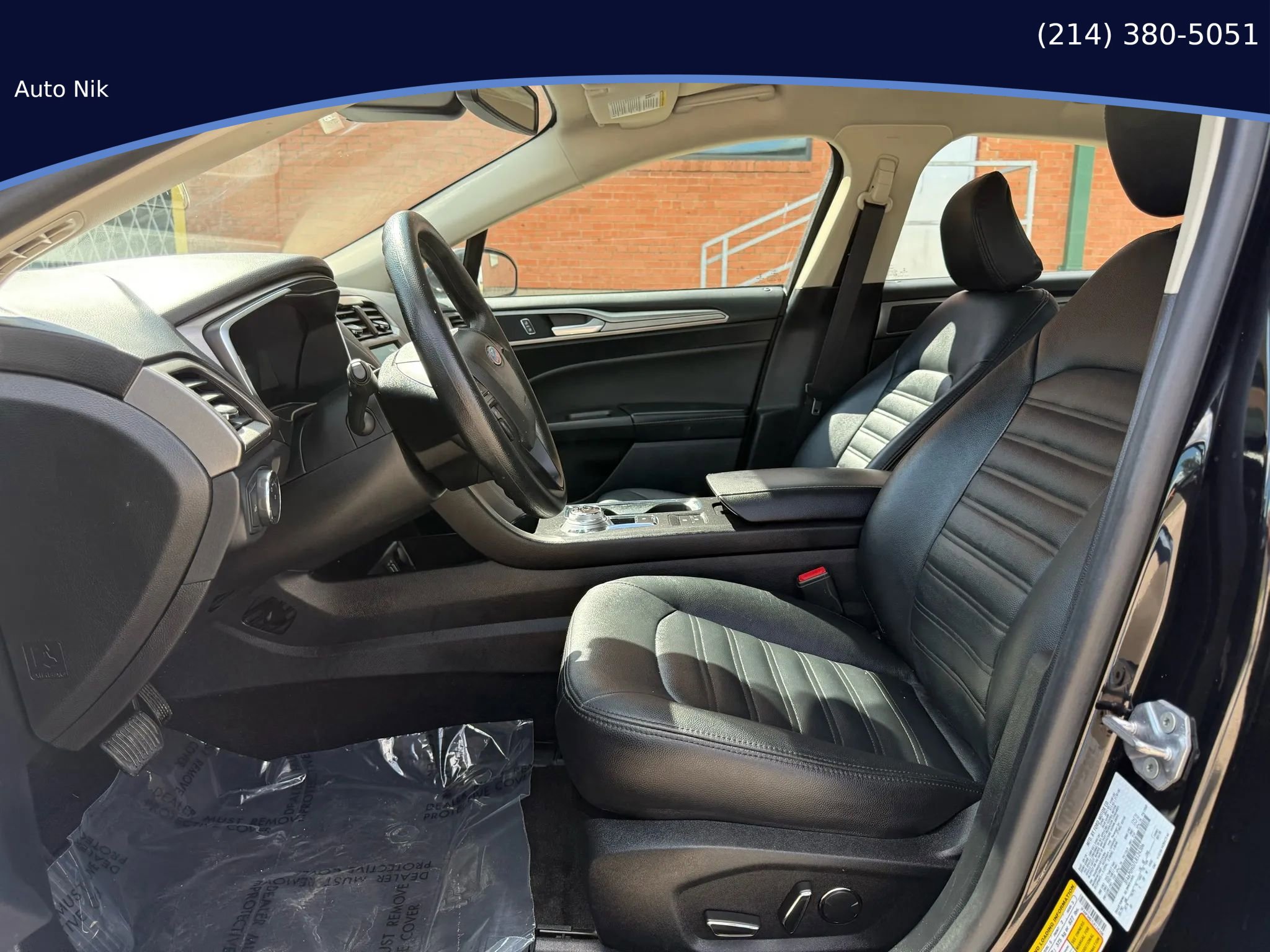 Used 2020 Ford Fusion SE image 11