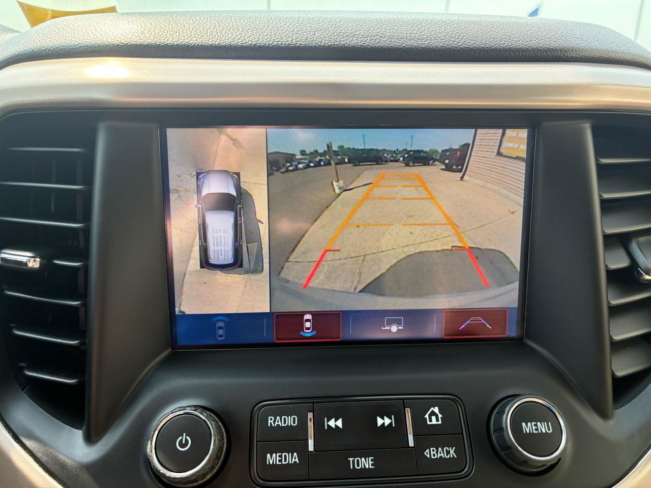 Used 2017 GMC Acadia Denali w/ Technology Package FWD image 22