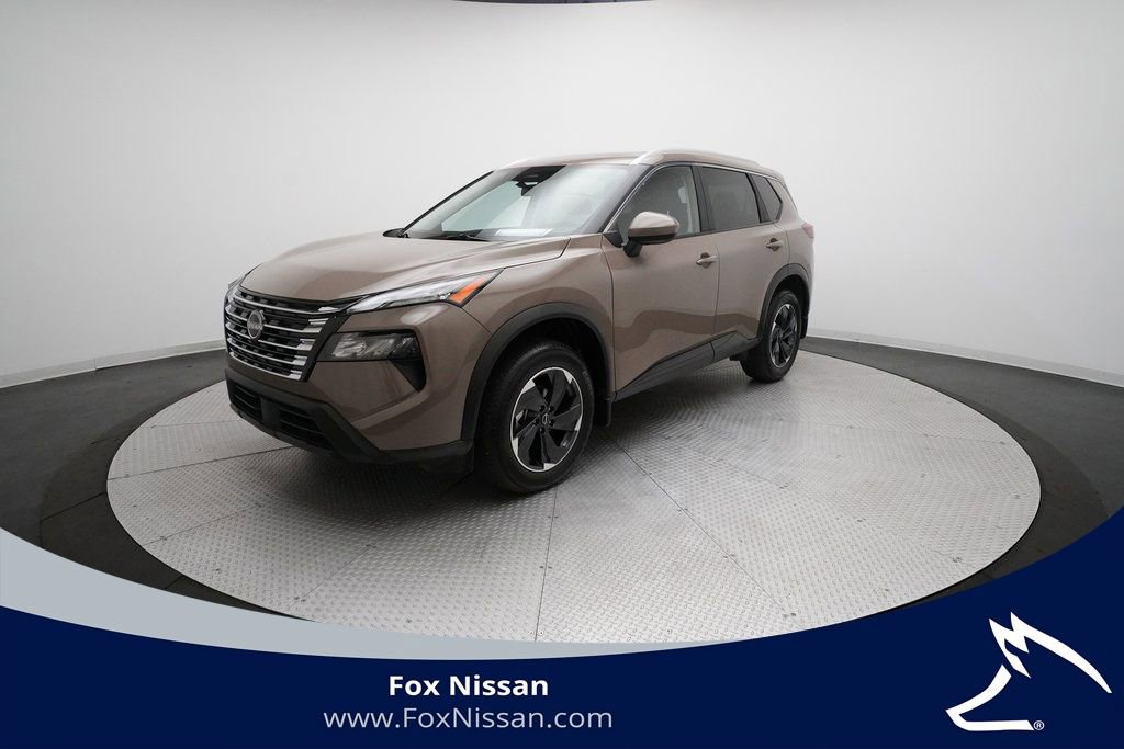 Used 2025 Nissan Rogue SV w/ SV Premium Package image 1
