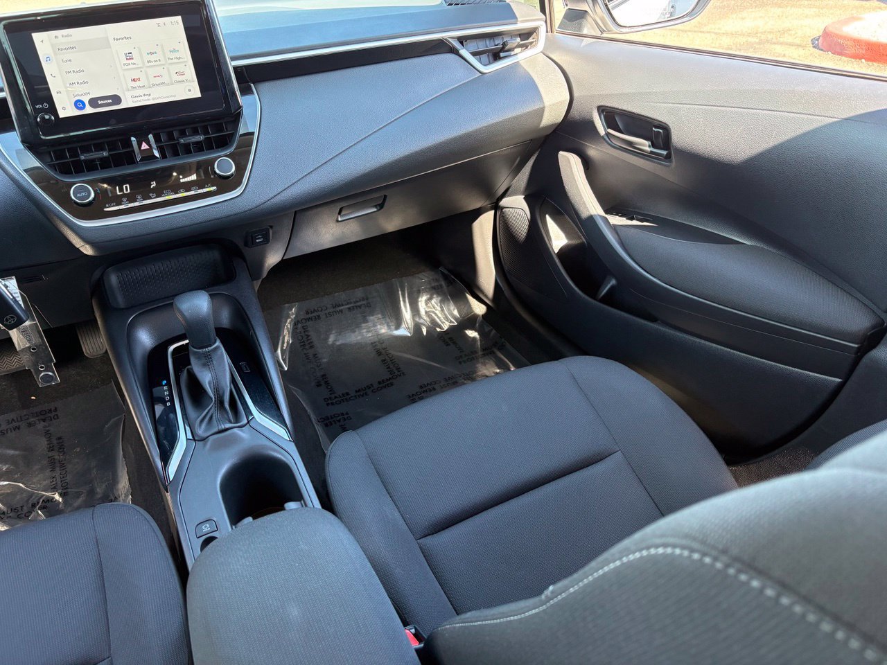 Used 2024 Toyota Corolla LE FWD image 15