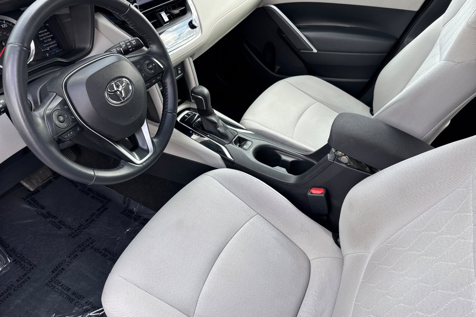 Certified 2022 Toyota Corolla Cross LE w/ Moonroof Package FWD image 12