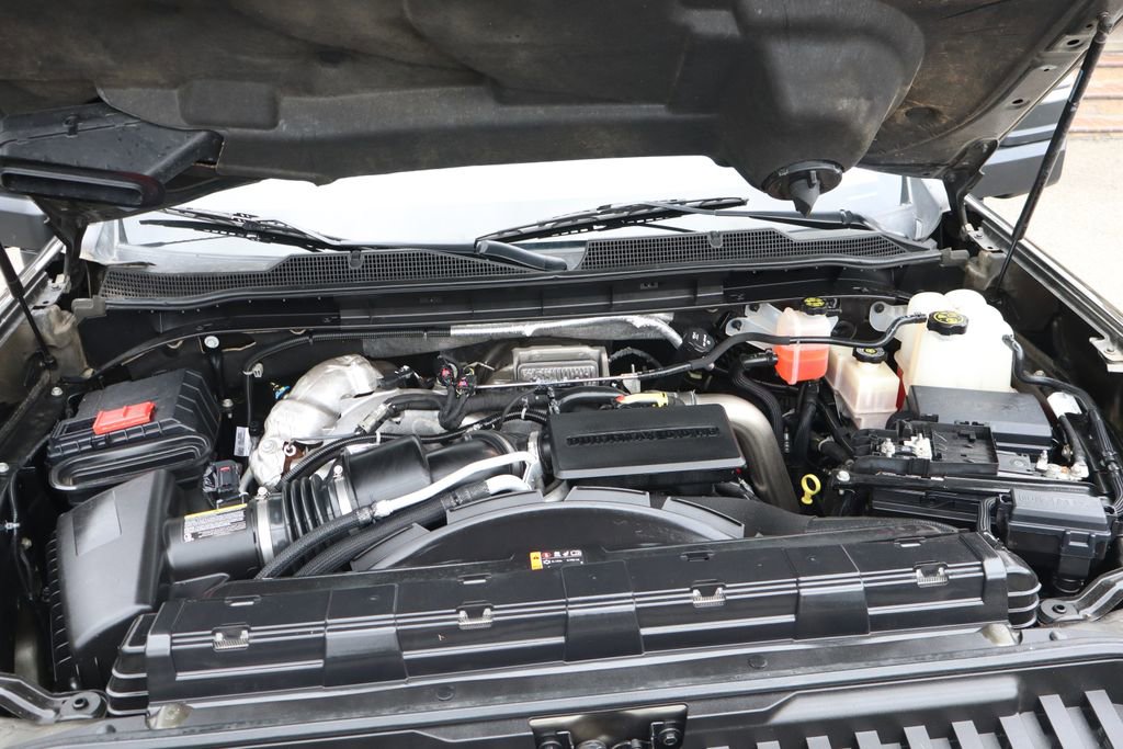 Used 2022 Chevrolet Silverado 3500 High Country w/ Safety Package II AWD/4WD image 12