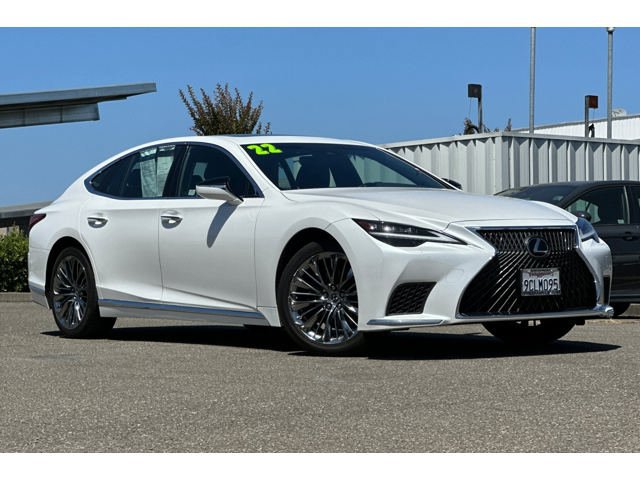 Used 2022 Lexus LS 500 w/ Cold Weather Package (CK) RWD image 2