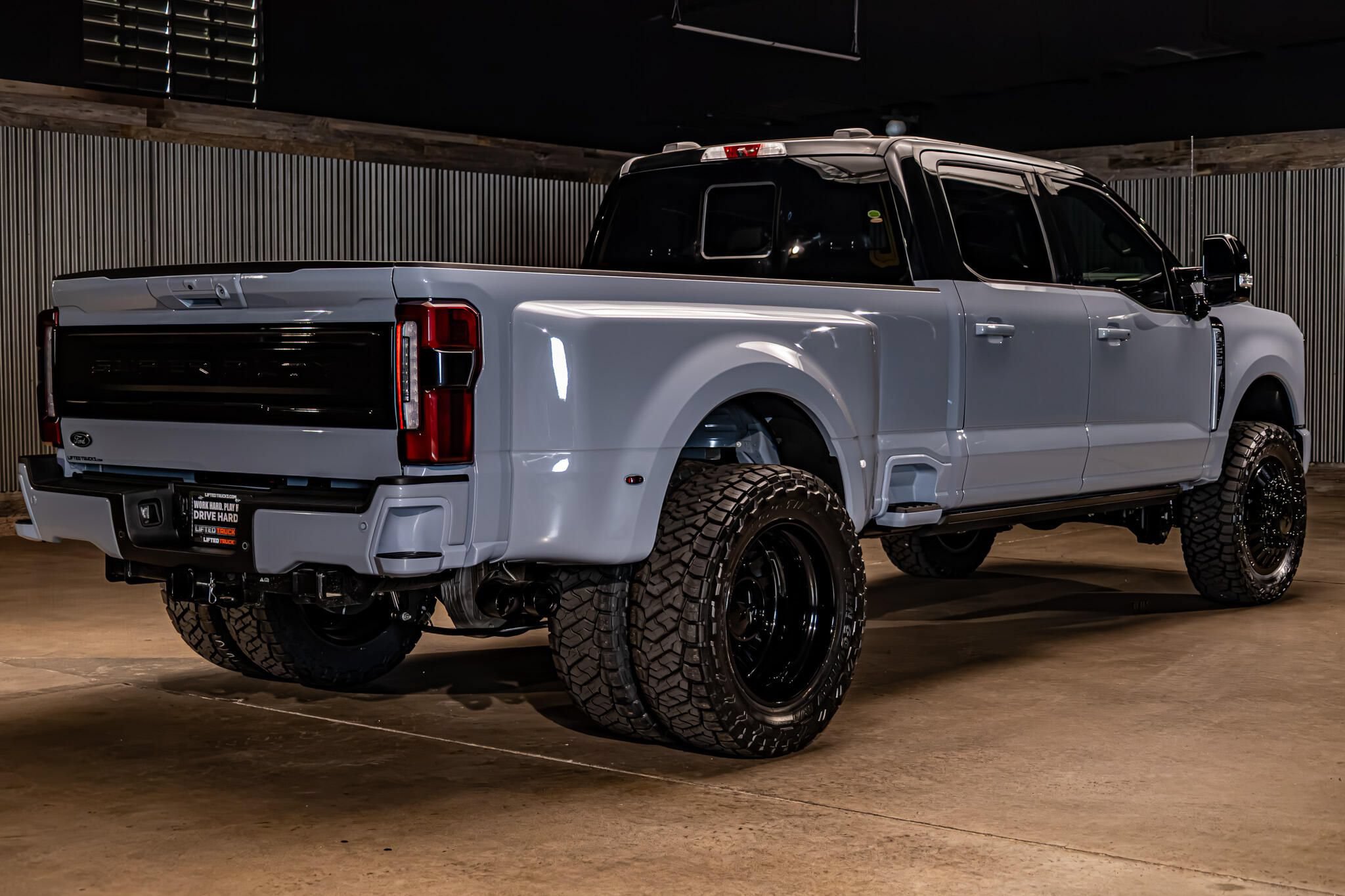 Used 2026 Ford F350 Platinum w/ FX4 Off-Road Package AWD/4WD image 10