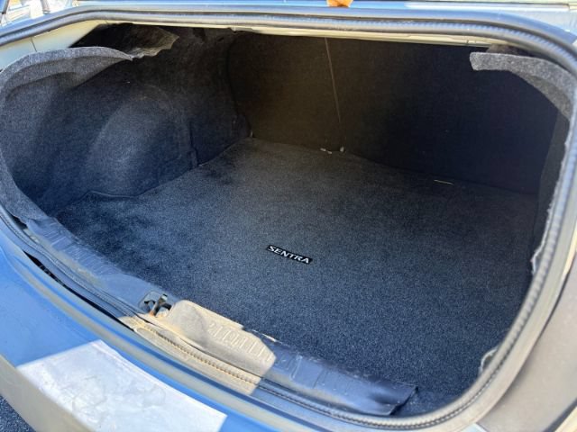 Used 2009 Nissan Sentra 2.0 S FWD image 26