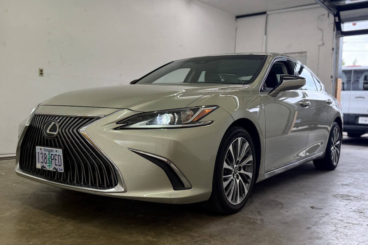 Used 2021 Lexus ES 250 w/ Premium Package