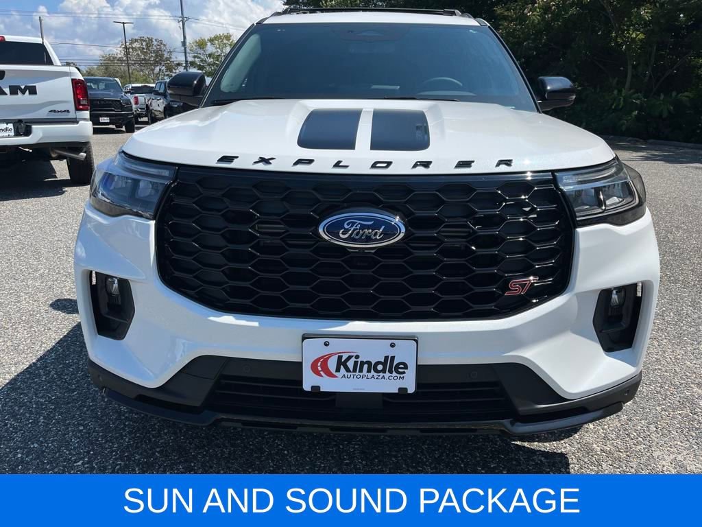 New 2025 Ford Explorer ST image 2