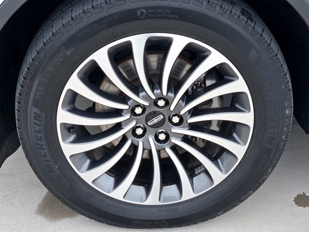 Used 2024 Lincoln Aviator Reserve AWD/4WD image 9
