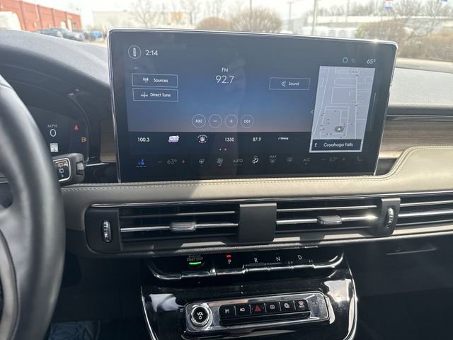 Used 2025 Lincoln Corsair Grand Touring w/ Equipment Group 301A image 14