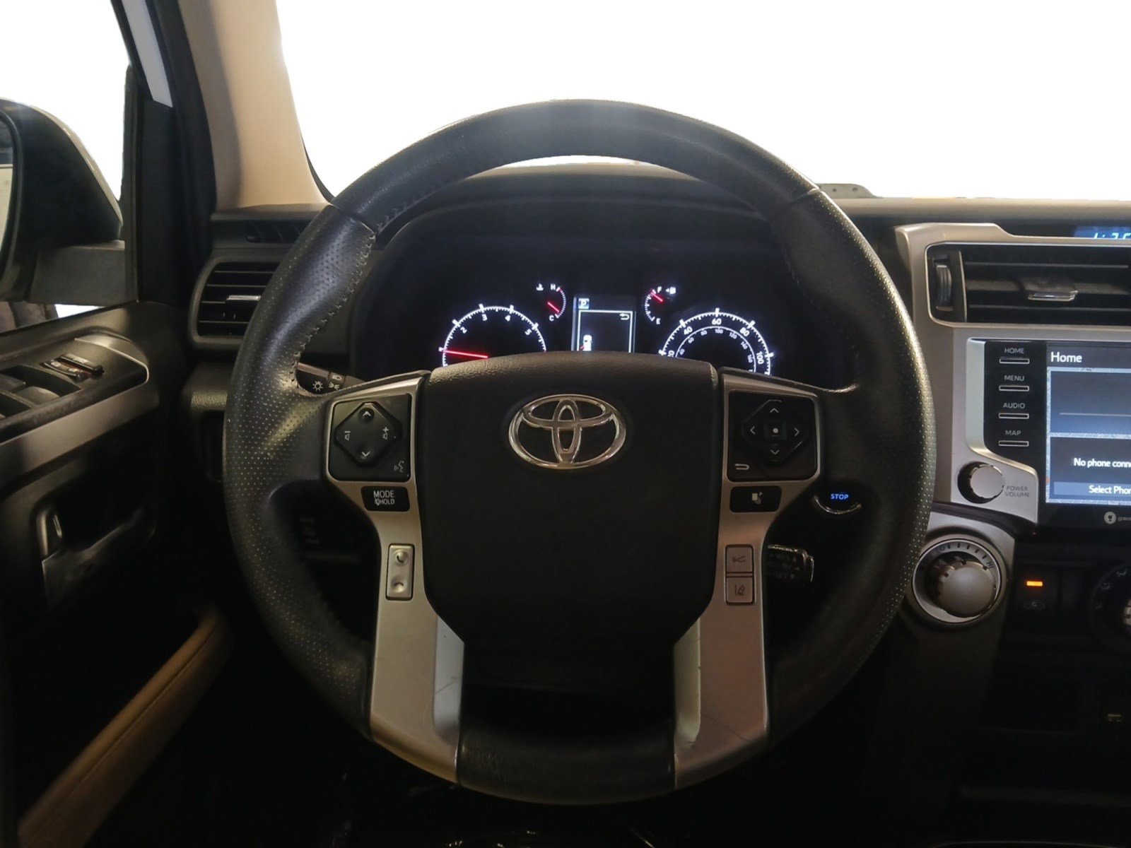 Used 2021 Toyota 4Runner SR5 Premium w/ Moonroof Package image 12