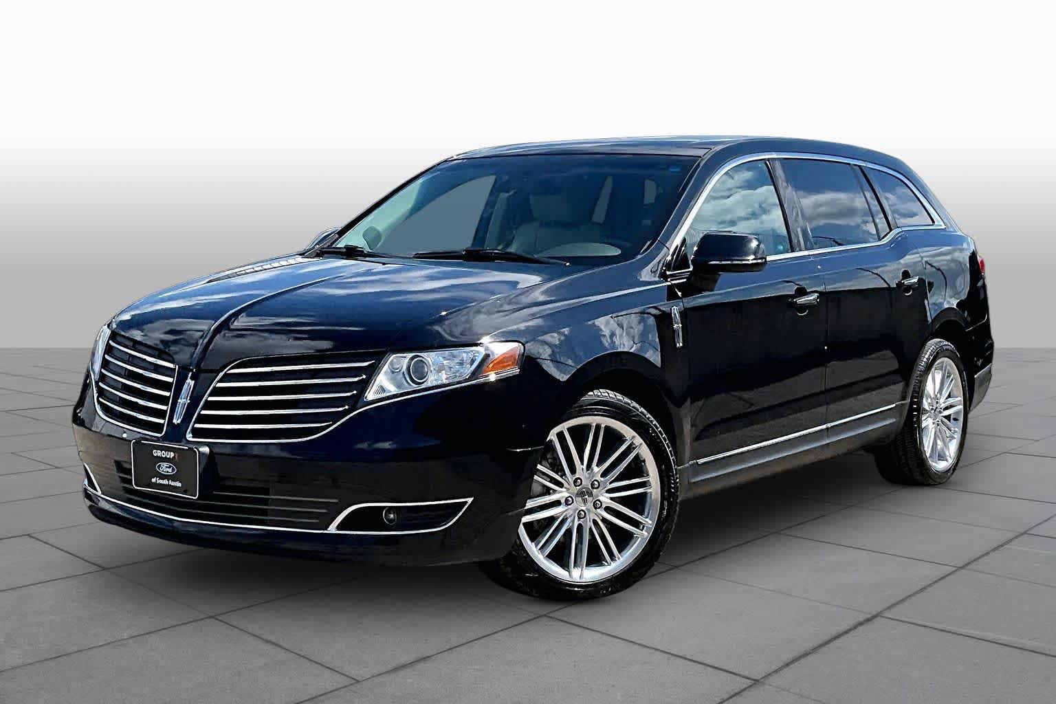 Used 2018 Lincoln MKT AWD image 37