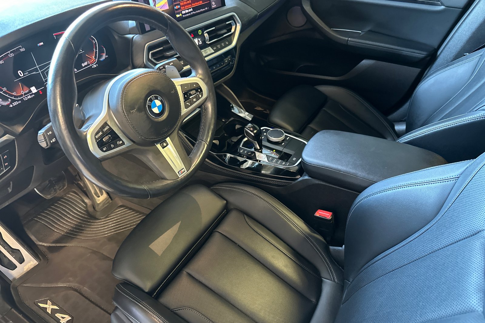 Used 2023 BMW X4 xDrive30i w/ M Sport Package AWD/4WD image 10