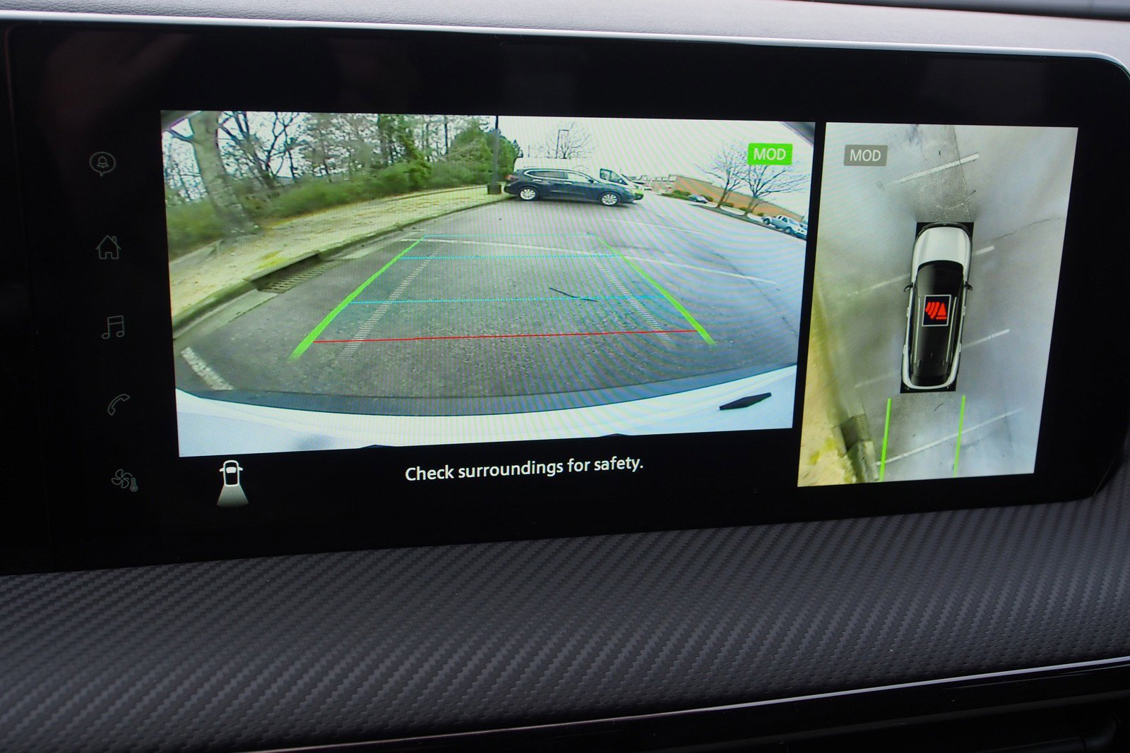 Used 2025 Nissan Kicks SR image 25