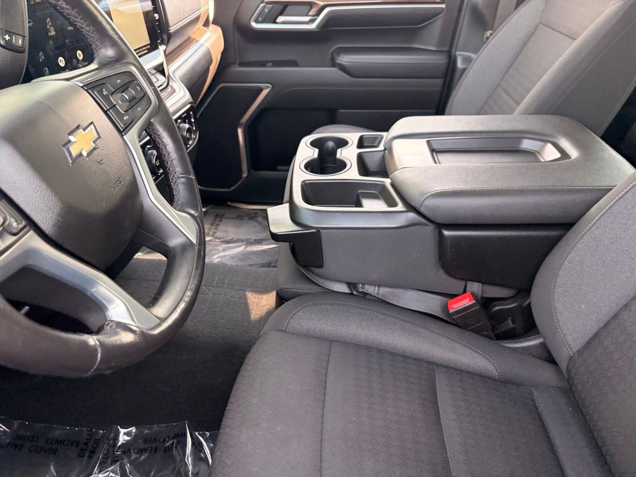 Used 2022 Chevrolet Silverado 1500 LT RWD image 13