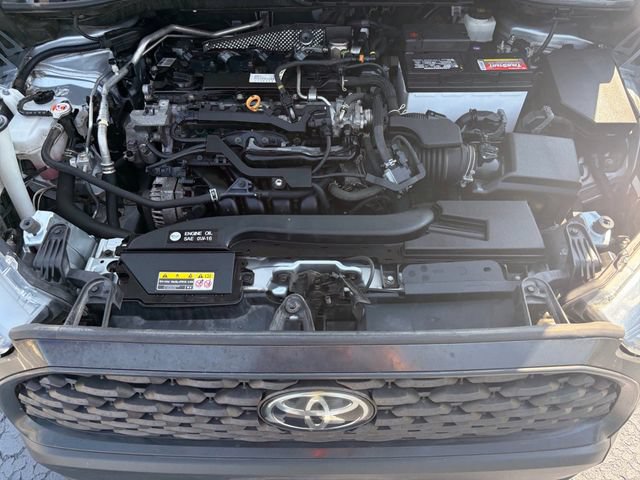 Used 2022 Toyota Corolla Cross LE w/ Black Badges Package (TMS) AWD/4WD image 21