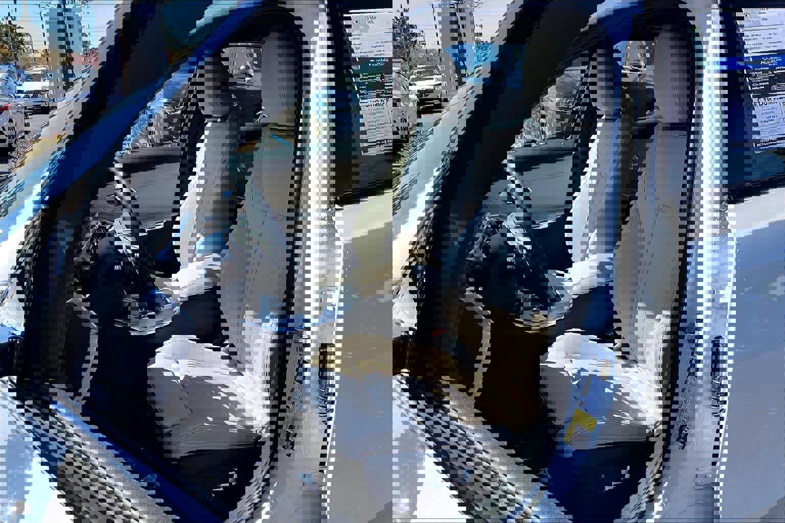 Used 2022 BMW 330e w/ Premium Package image 9