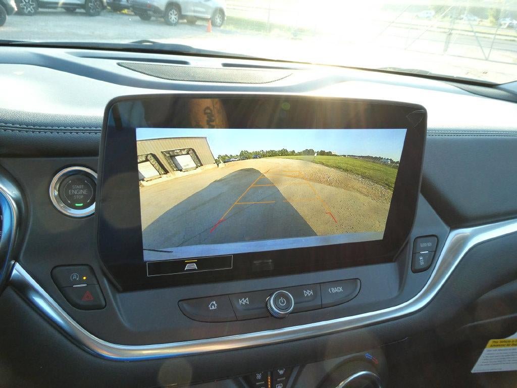 New 2026 Chevrolet Blazer LT FWD image 25