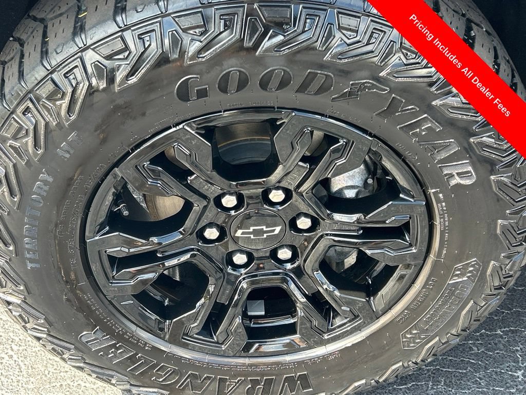 Used 2022 Chevrolet Silverado 1500 ZR2 w/ Technology Package AWD/4WD image 28