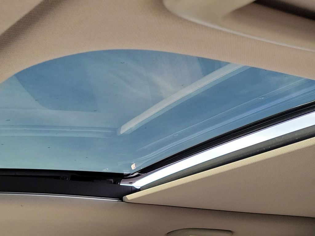 Used 2023 Kia Sorento EX w/ Panoramic Sunroof Package image 19