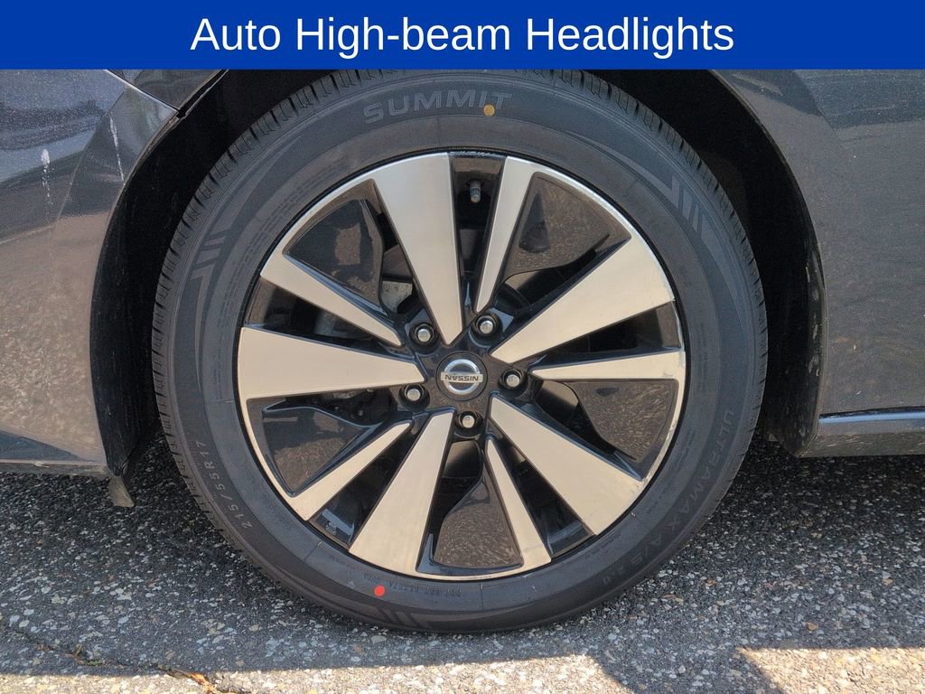 Used 2022 Nissan Altima 2.5 SV w/ SV Premium Package AWD/4WD image 10