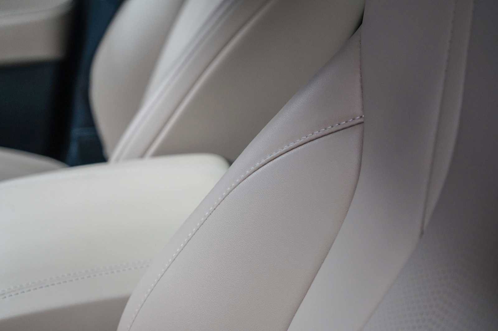 Used 2025 Acura MDX FWD w/ Technology Package image 23