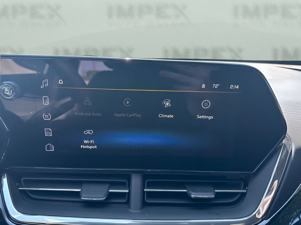 New 2026 Chevrolet Trax RS w/ Sunroof Package FWD image 17