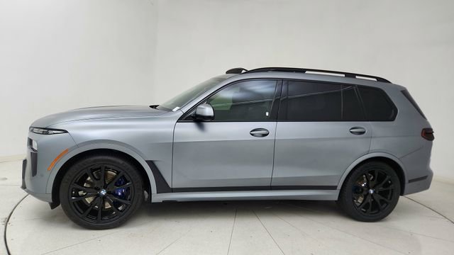 Used 2024 BMW X7 xDrive40i w/ M Sport Package image 3