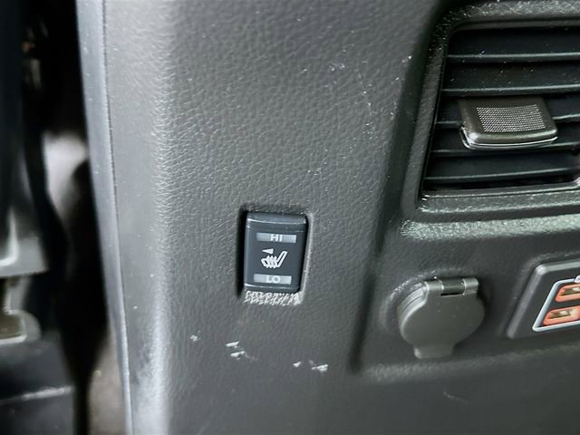 Used 2021 Nissan Titan Platinum Reserve AWD/4WD image 26