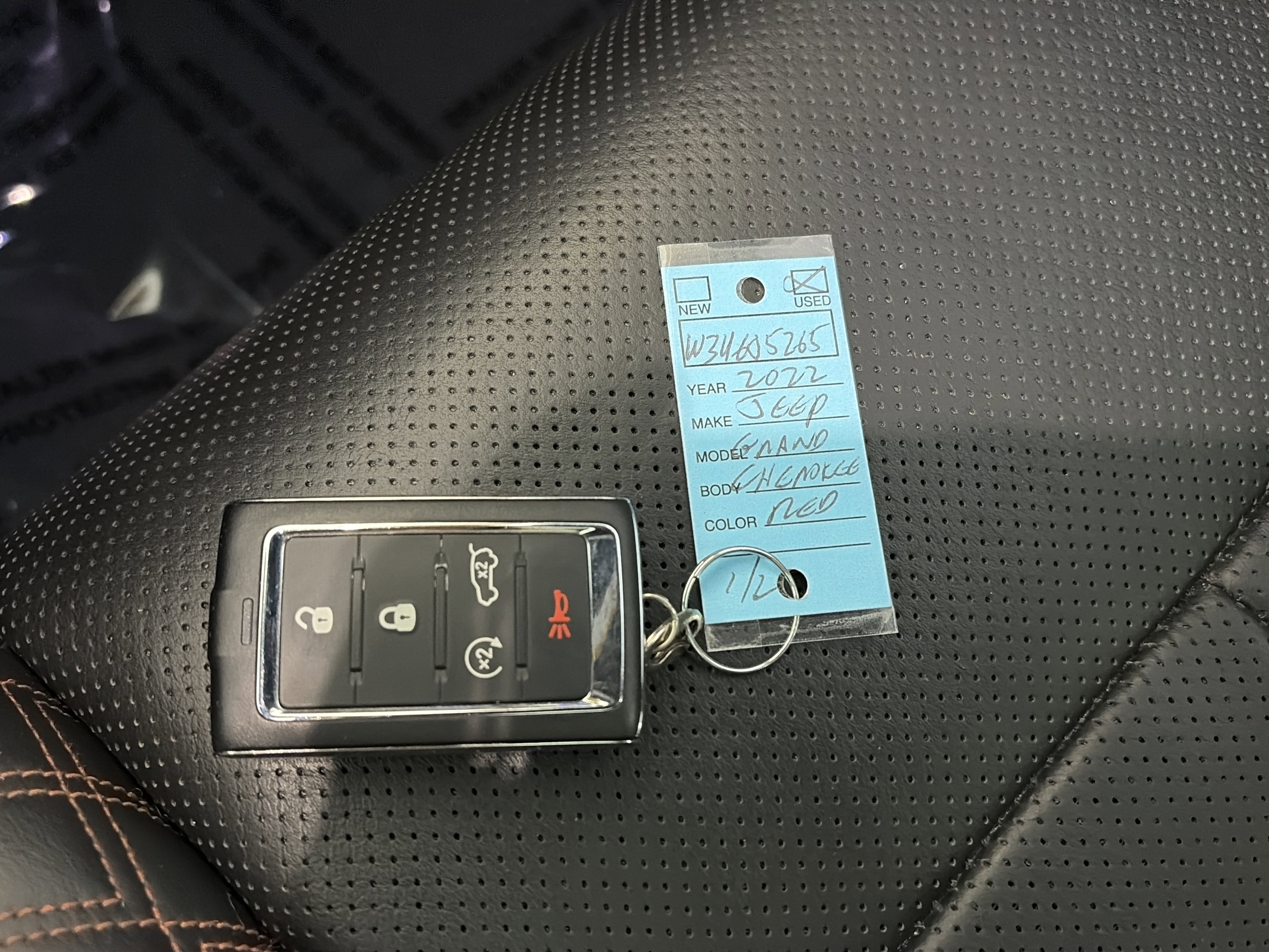 Used 2022 Jeep Grand Cherokee Summit AWD/4WD image 34