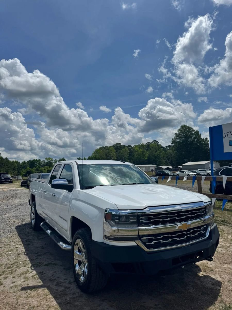 Used 2016 Chevrolet Silverado 1500 LTZ w/ Sport Package AWD/4WD image 2