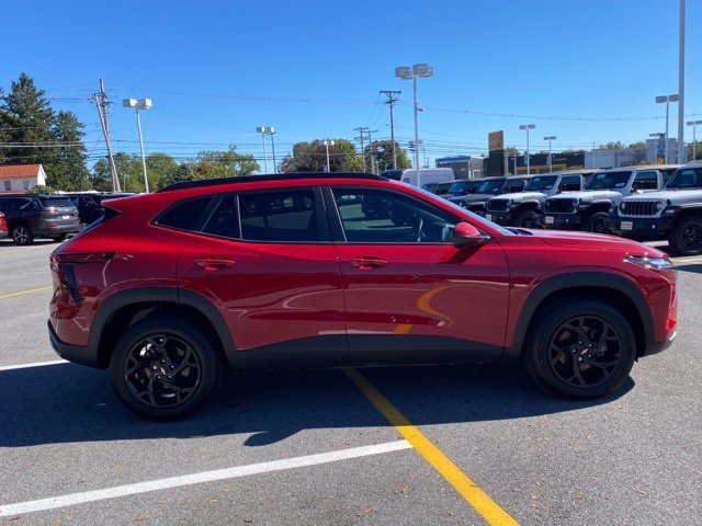 Used 2026 Chevrolet Trax LT w/ Driver Confidence Package FWD image 6